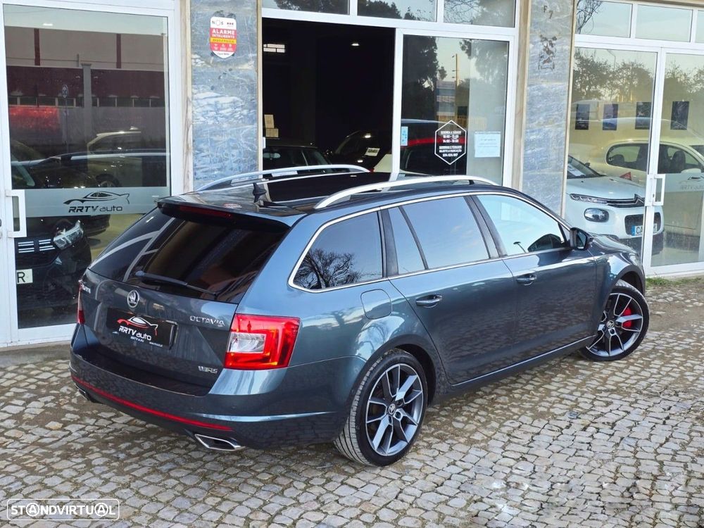 Skoda Octavia Break 2.0 TDI DSG RS - 2