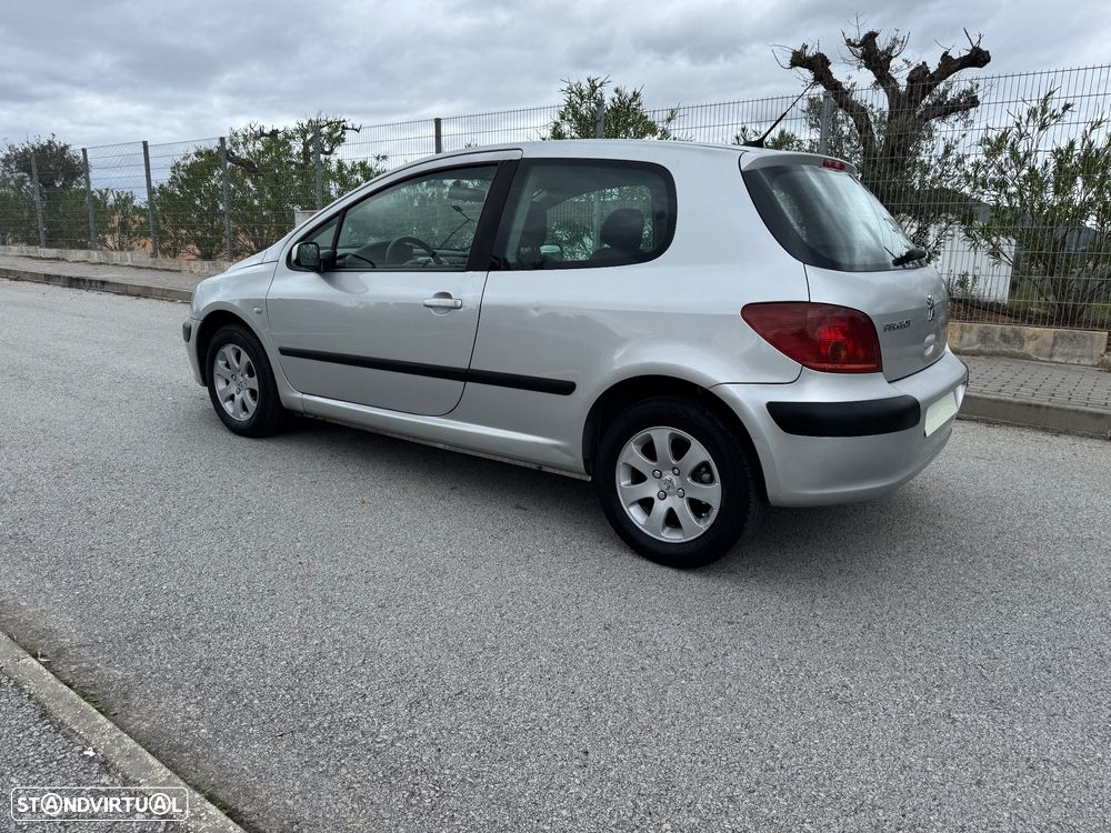 Peugeot 307 1.4 HDi XS Premium - 18