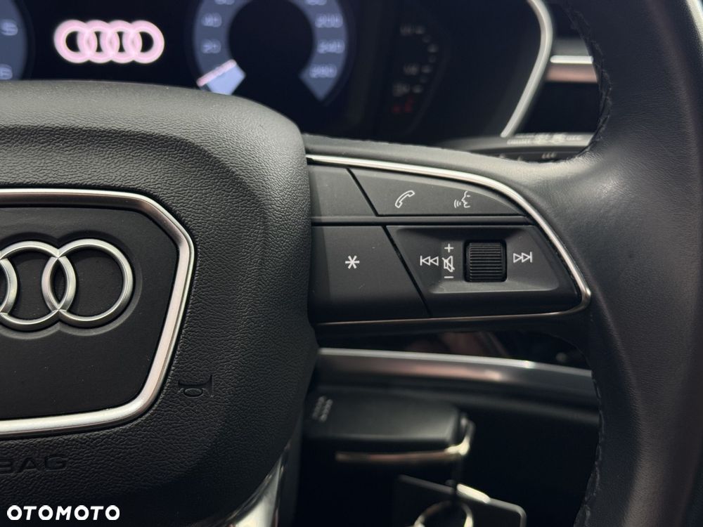 Audi Q3 35 TDI S tronic - 24
