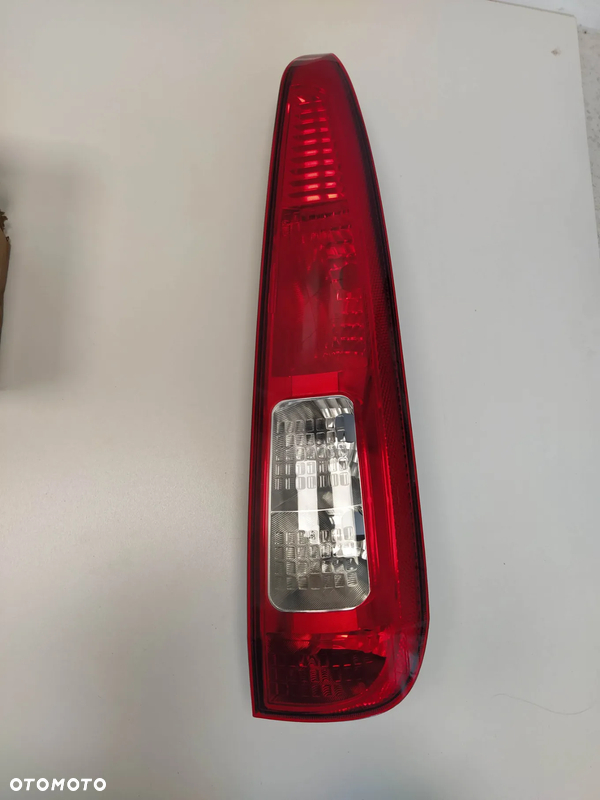 FORD FUSION LAMPA PRAWY TYŁ PRAWA TYLNA