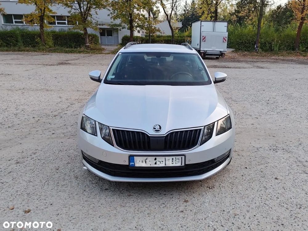 Skoda Octavia 1.6 TDI Ambition - 12