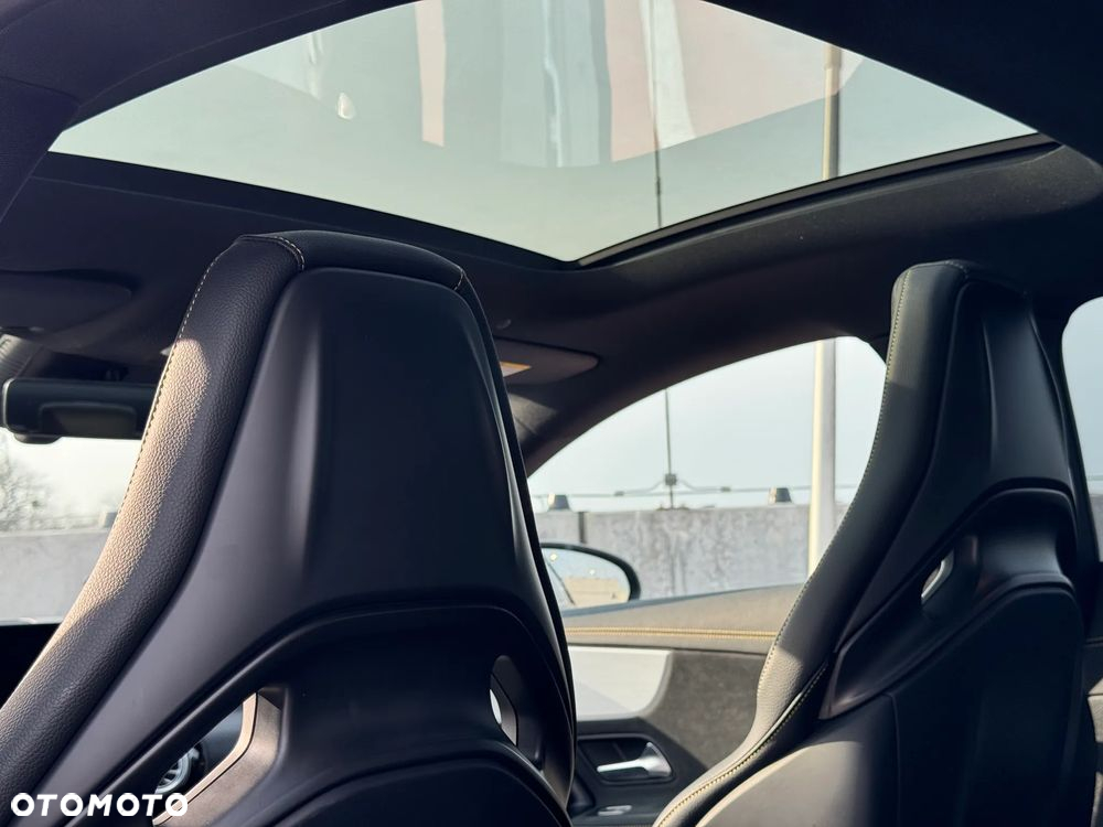 Mercedes-Benz CLA AMG 45 S 4-Matic+ 8G-DCT - 13