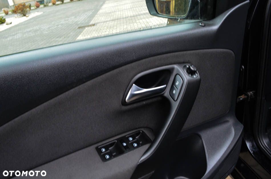 Volkswagen Polo 1.2 Comfortline - 33