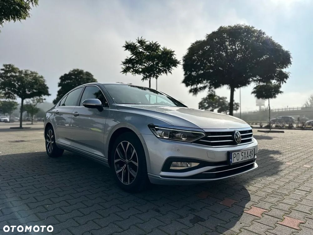 Volkswagen Passat 2.0 TSI Business DSG - 11