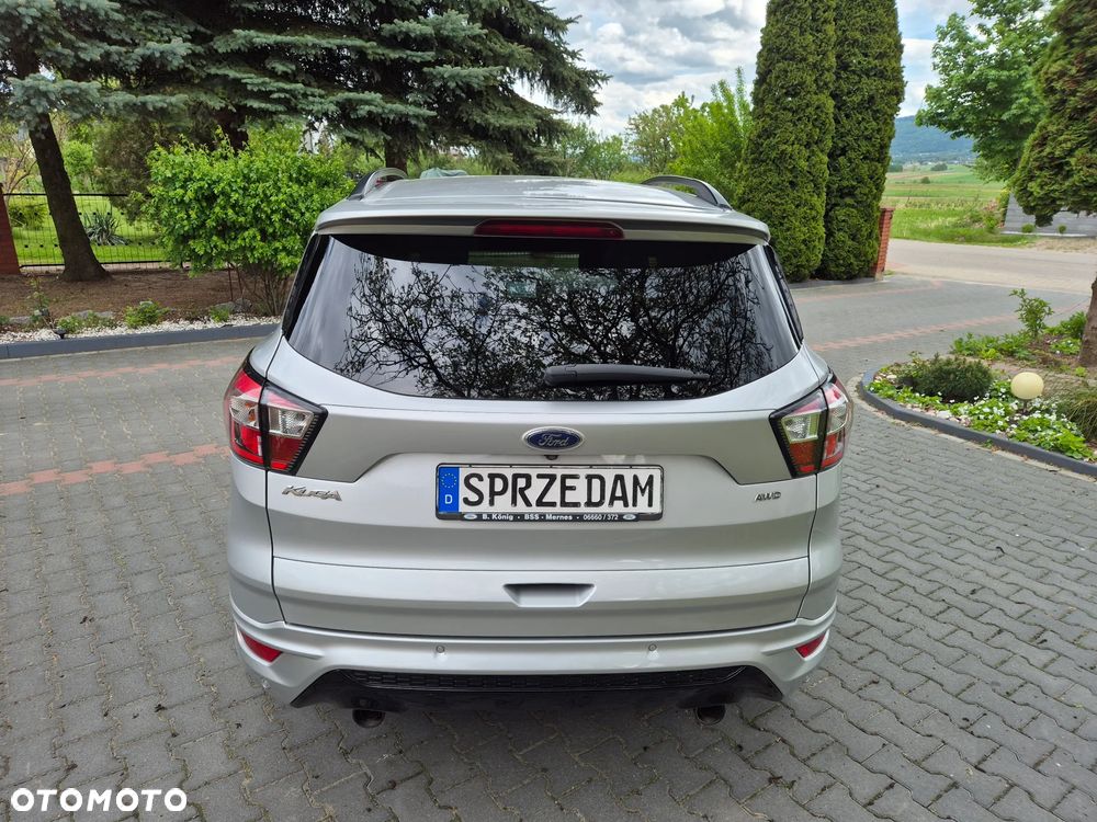 Ford Kuga 2.0 TDCi 4x4 ST-Line - 12