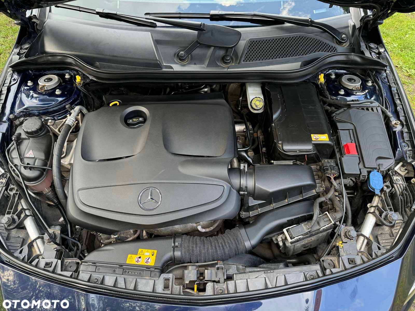 Mercedes-Benz CLA 250 7G-DCT AMG Line - 16