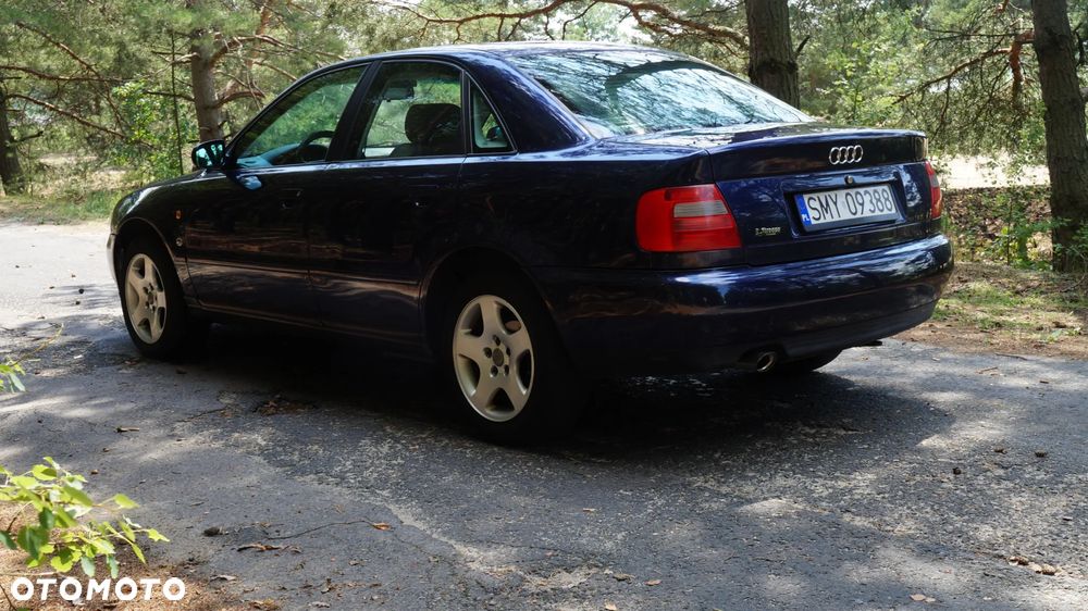 Audi A4 Limousine - 7
