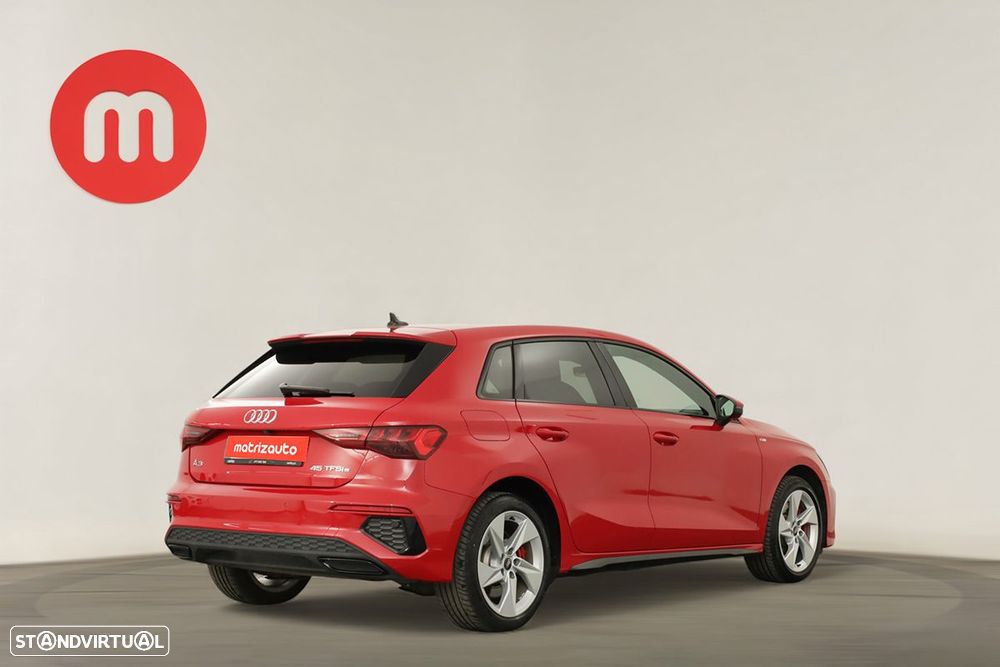 Audi A3 Sportback 45 TFSIe S line - 4