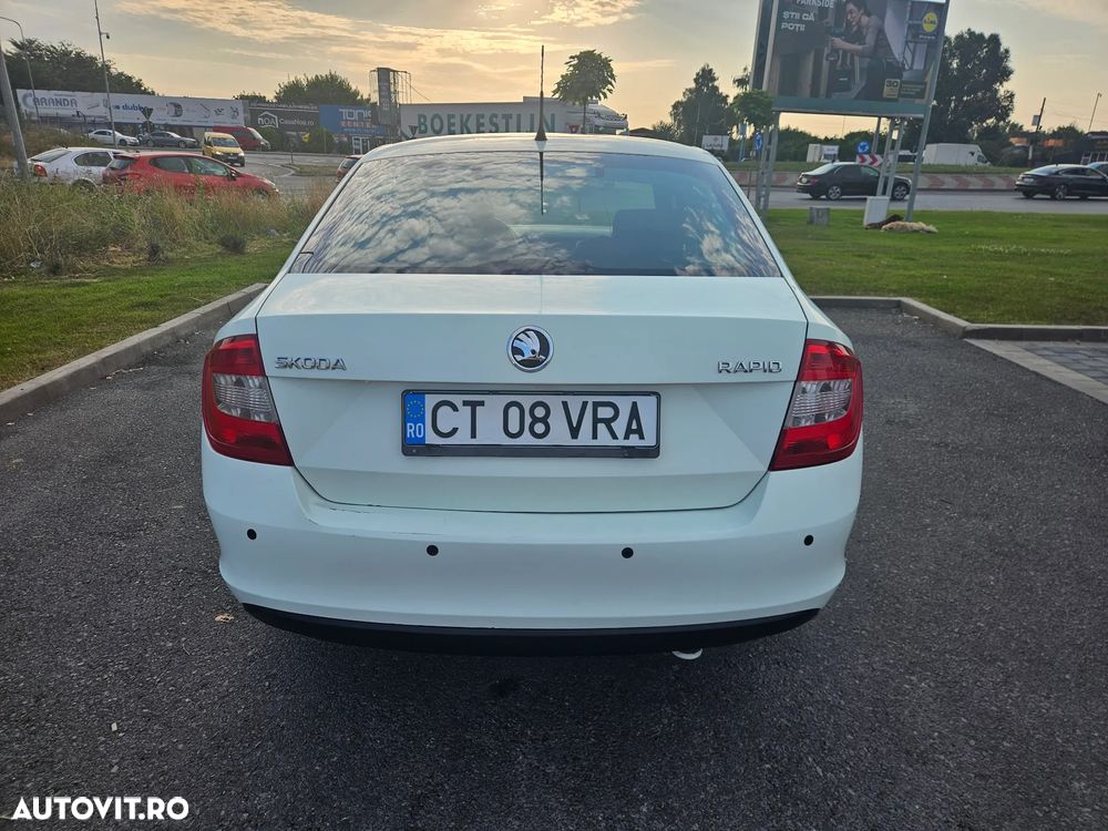 Skoda RAPID 1.6 TDI Ambition - 8