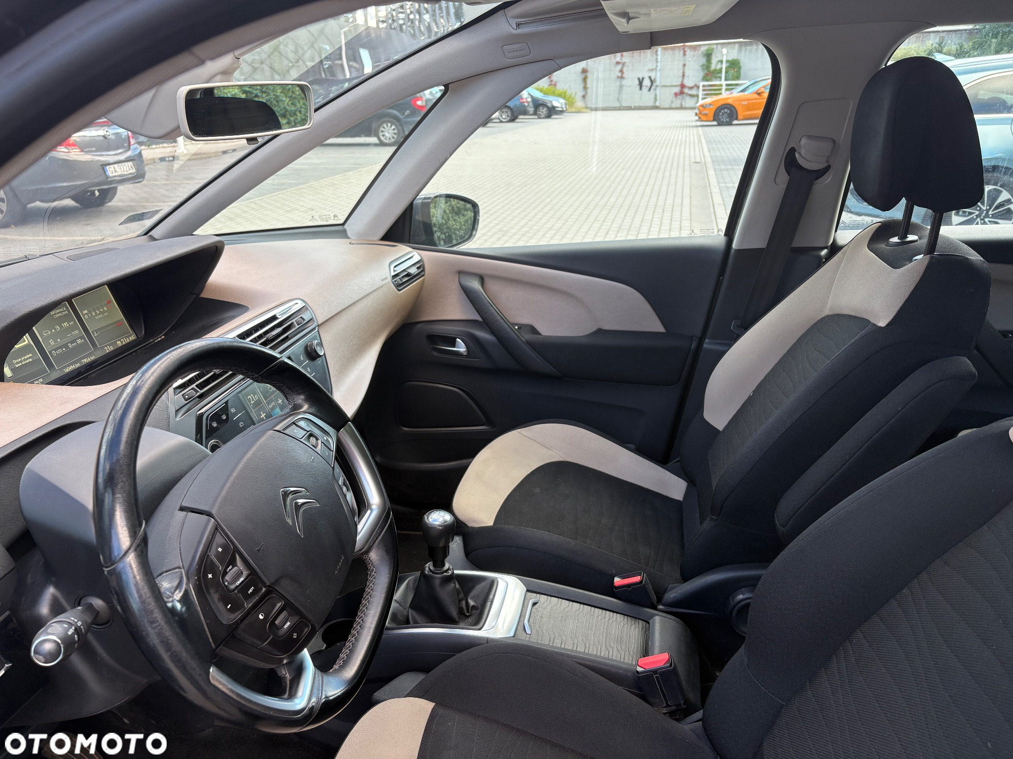 Citroën C4 Picasso 1.2 PureTech MoreLife S&S - 10
