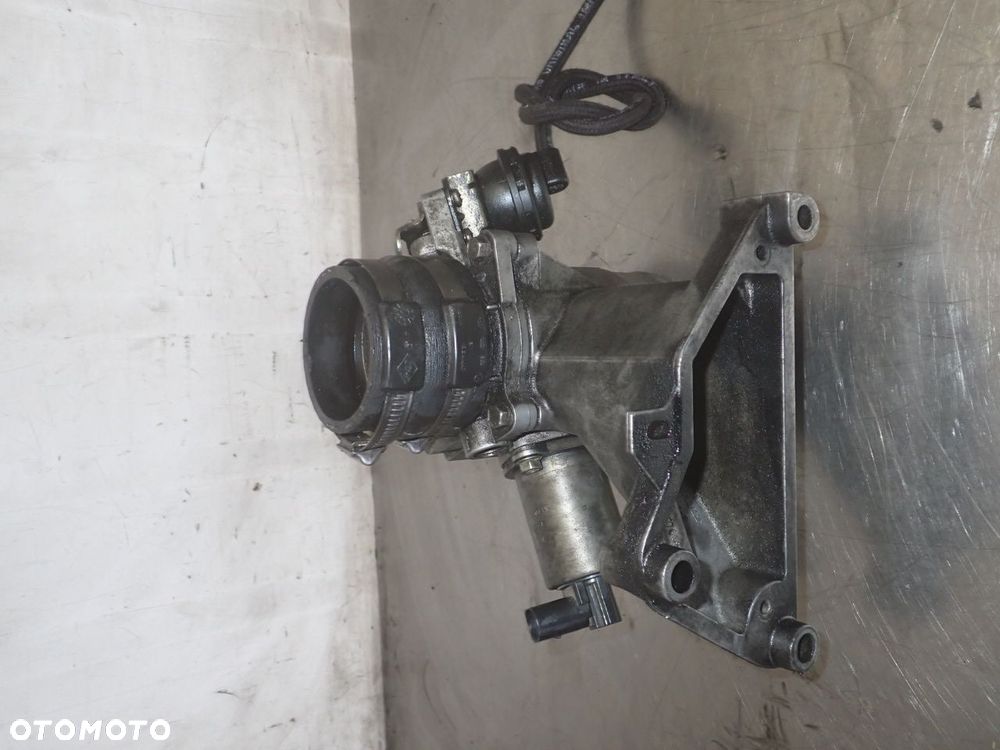 PRZEPUSTNICA Z PODSTAWĄ I EGR RENAULT LAGUNA 2.2 8200276591   -8200294794 - 7