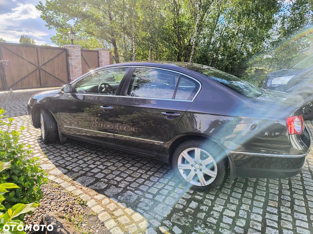 Volkswagen Passat 2.0 TDI DPF Comfortline - 11