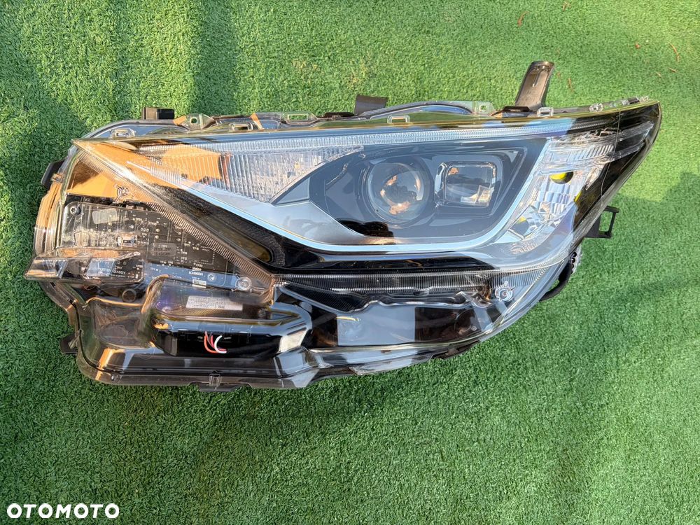 TOYOTA AURIS Lampa lewa przednia lewy przód FULL LED 81150-02K60 - 4