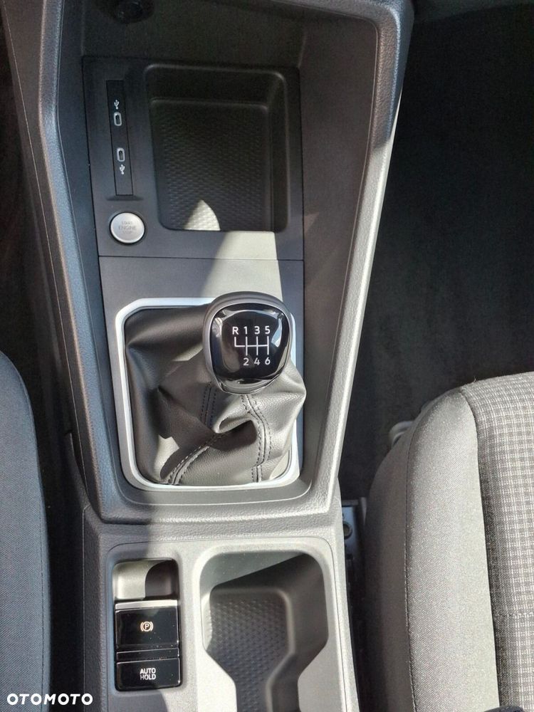 Volkswagen Caddy Maxi - 26