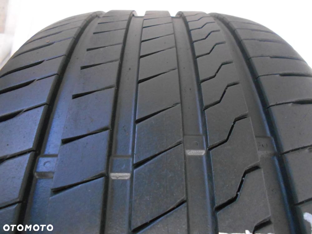 OPONA POJEDYNKA 245/40R18 FIRESTONE ROADHAWK DOT 1824 7MM - 2