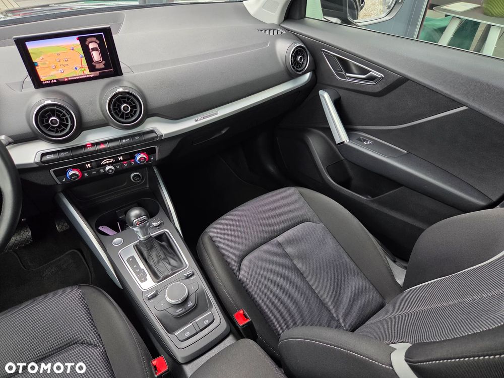 Audi Q2 35 TFSI S tronic design - 24