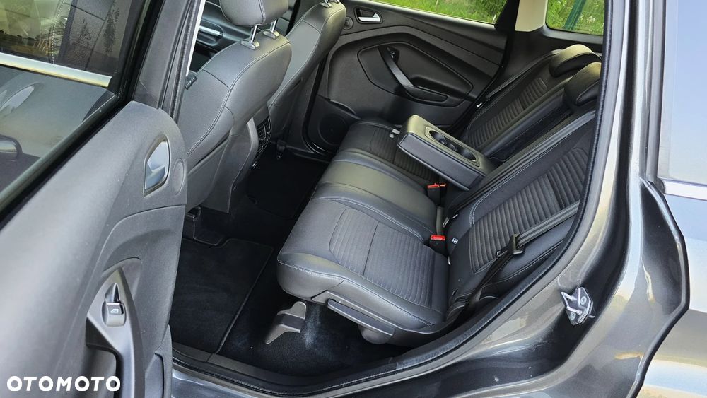Ford Kuga - 26