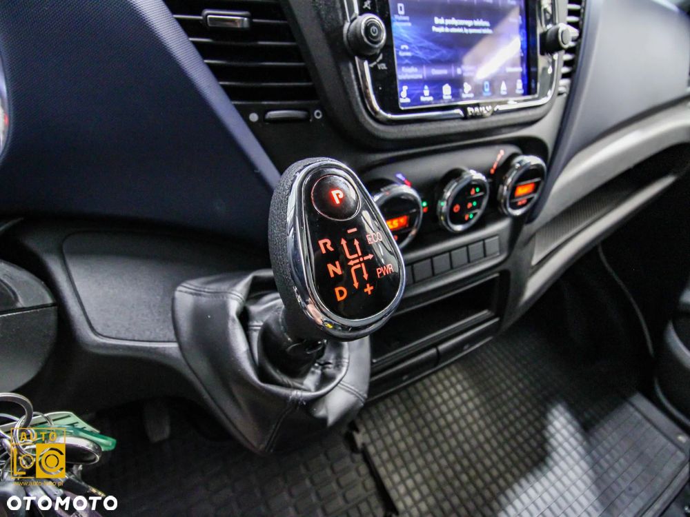 Iveco DAILY 35S18 CHŁODNIA / MROŹNIA - 24