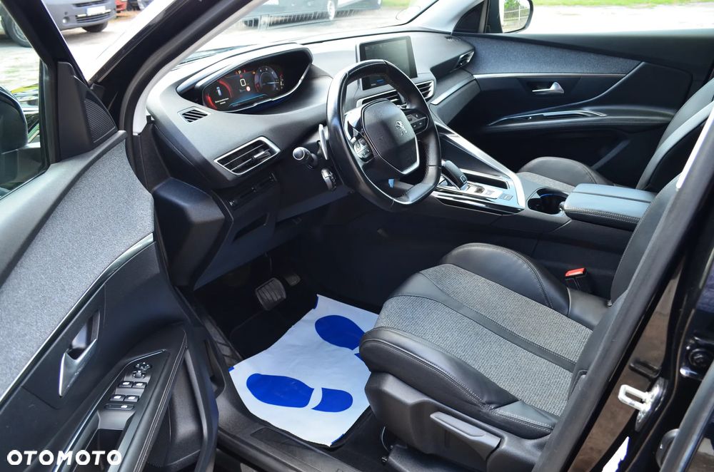 Peugeot 3008 BlueHDi 130 Stop & Start EAT8 Allure - 14