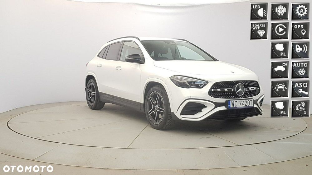 Mercedes-Benz GLA - 1