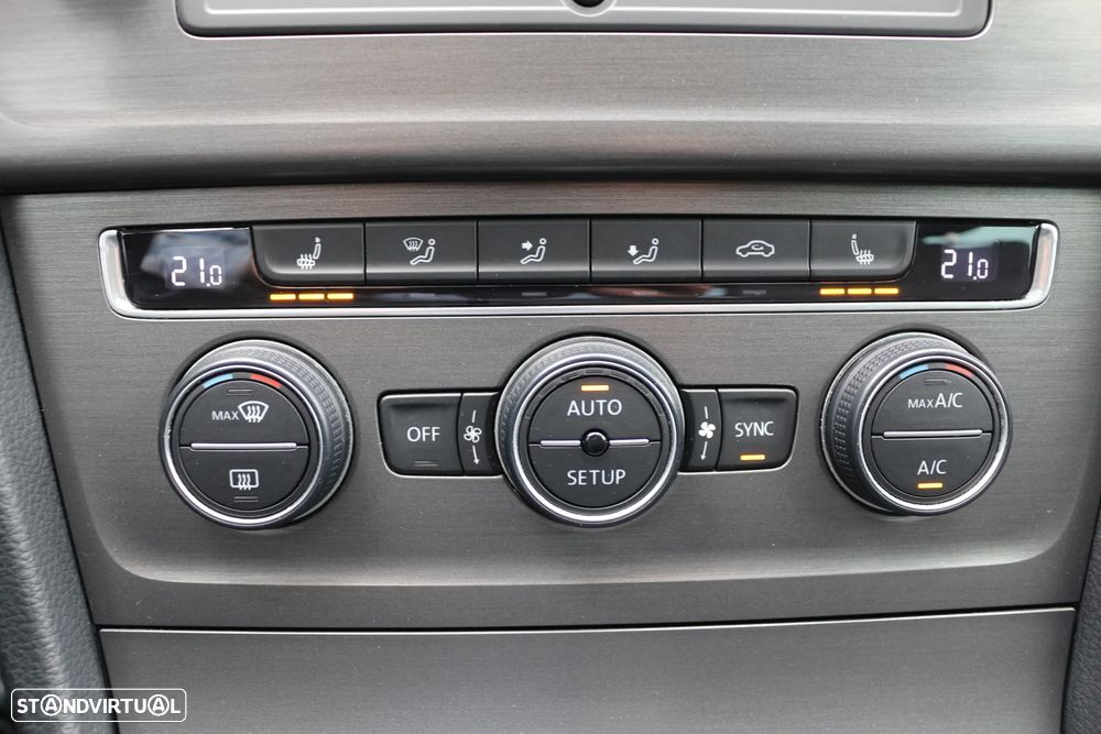 VW Golf 2.0 TDI (BlueMotion ) Comfortline - 26