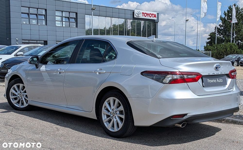 Toyota Camry 2.5 Hybrid Comfort CVT - 16