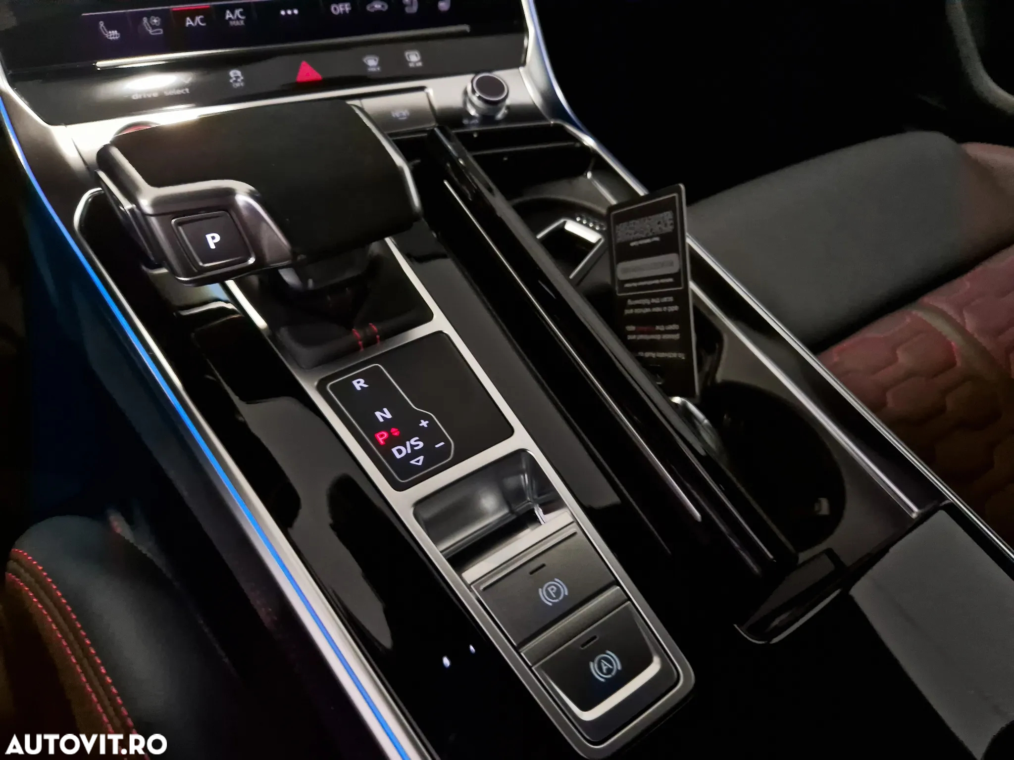 Audi RS6 Avant Performance TFSI quattro Tiptronic MHEV - 32