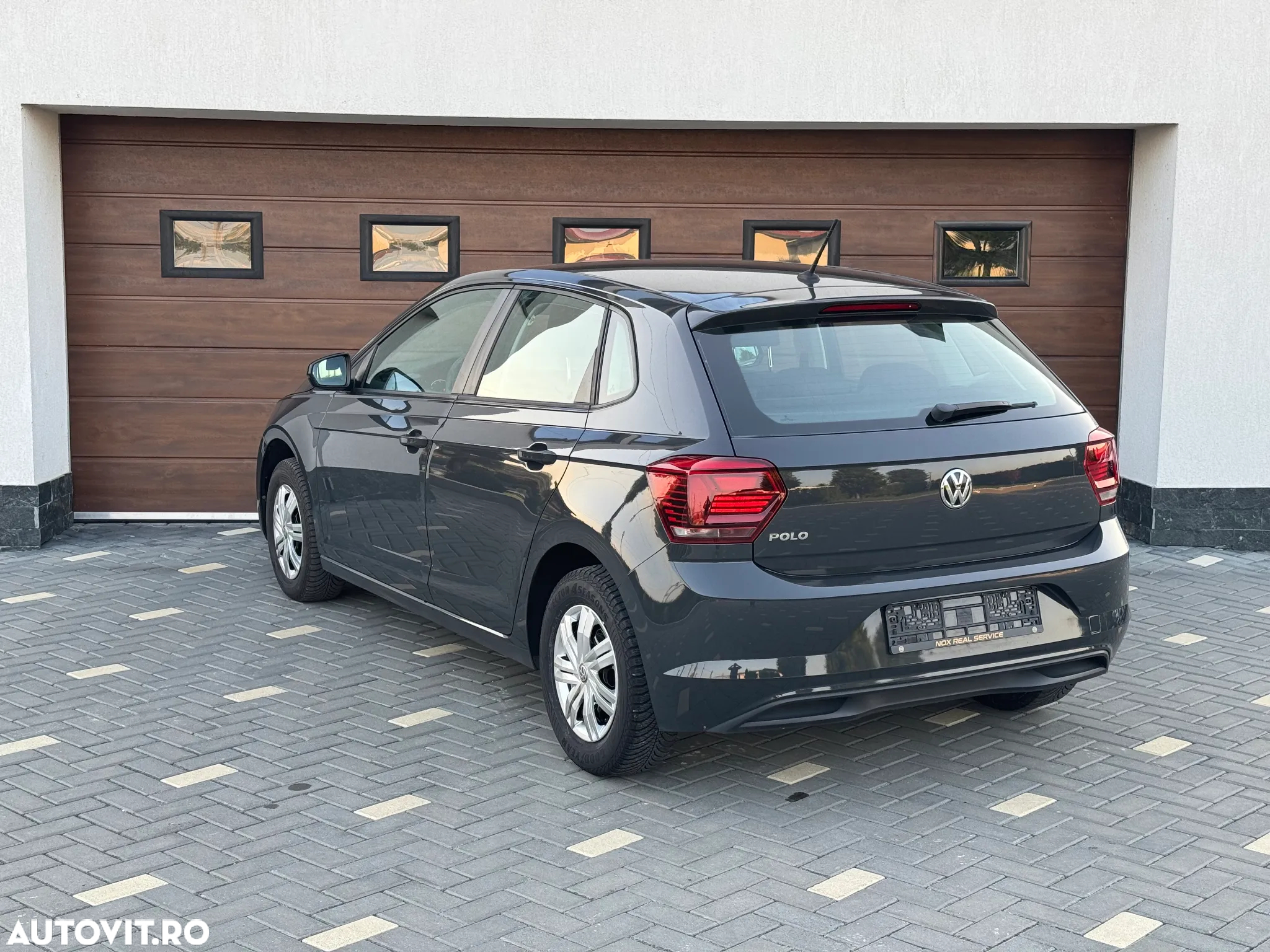 Volkswagen Polo 1.0 TSI R-Line - 10
