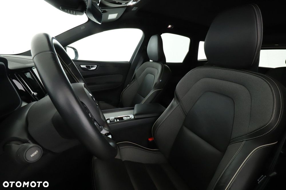 Volvo XC 60 - 22