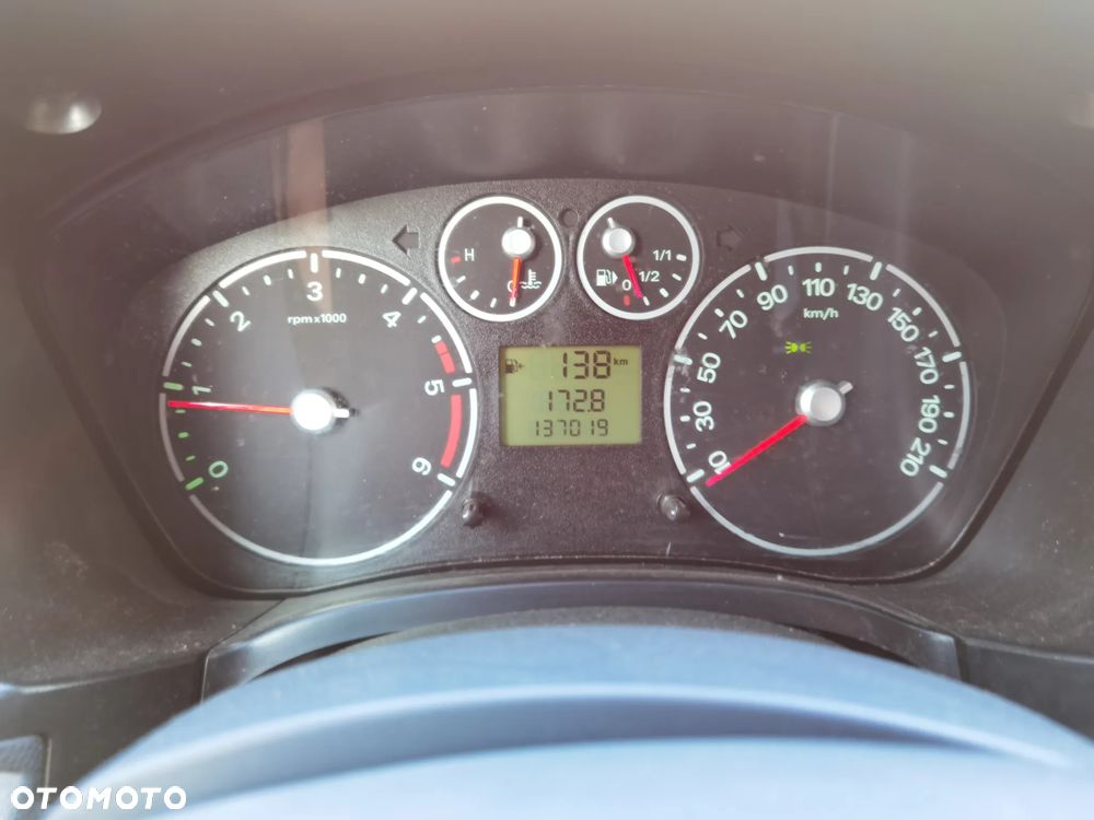 Ford Transit Conect - 6