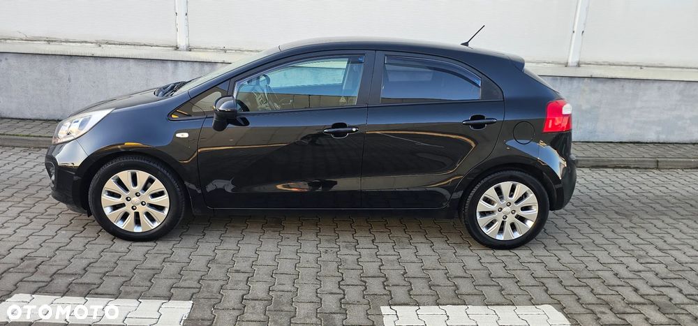 Kia Rio - 6