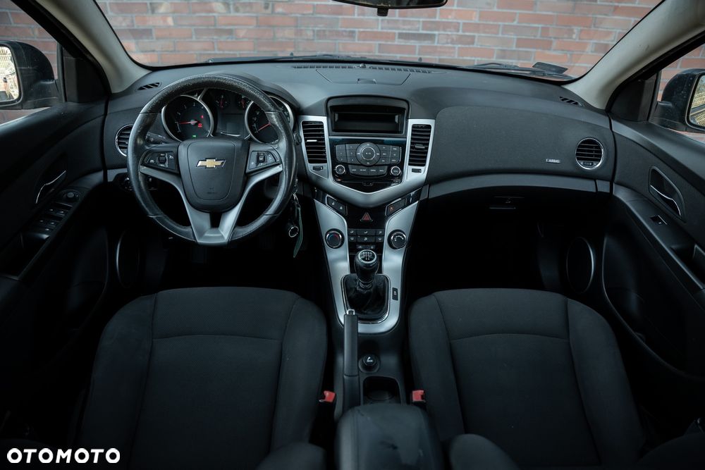 Chevrolet Cruze - 4