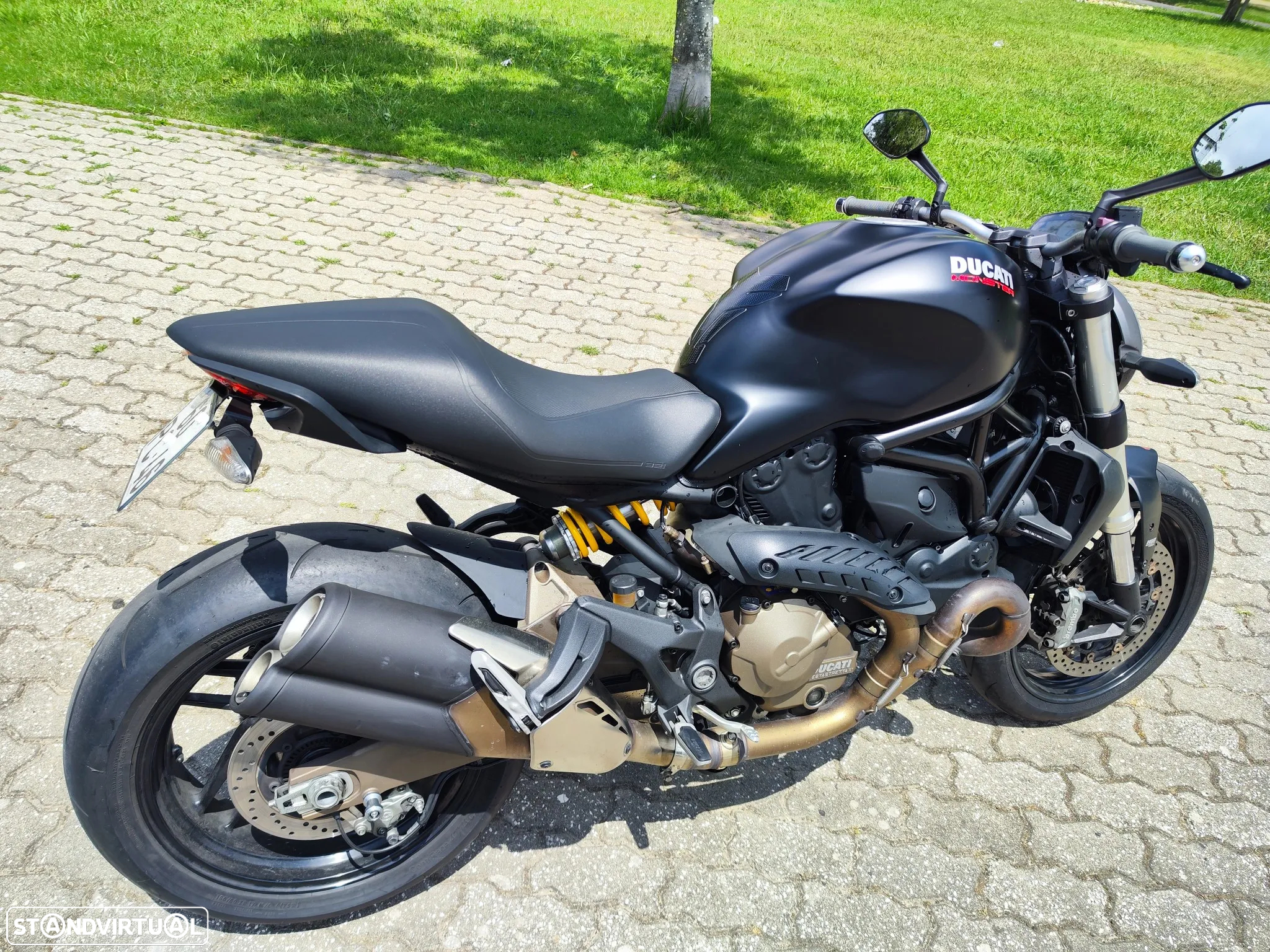 Ducati Monster 821 Abs - 5