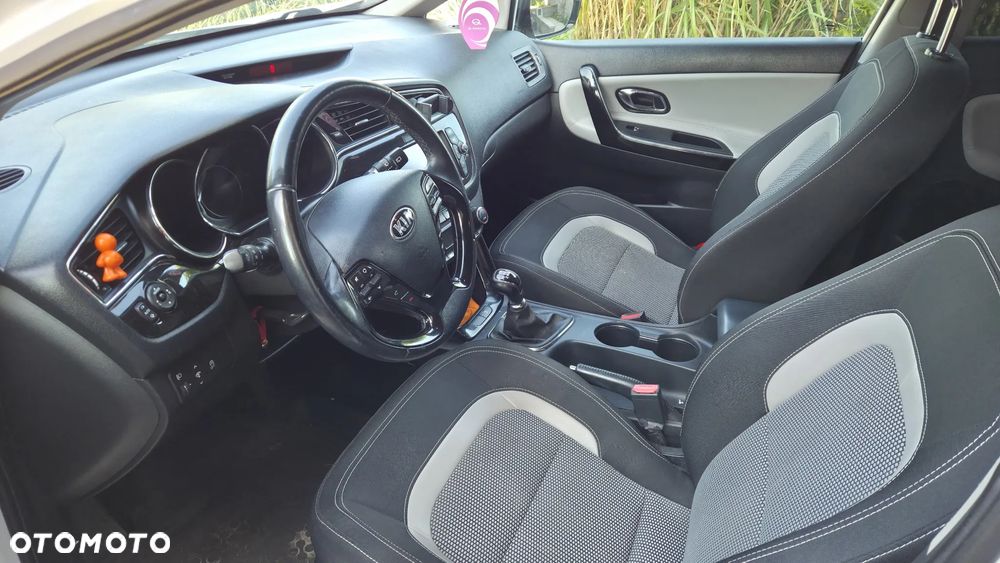Kia Ceed - 5