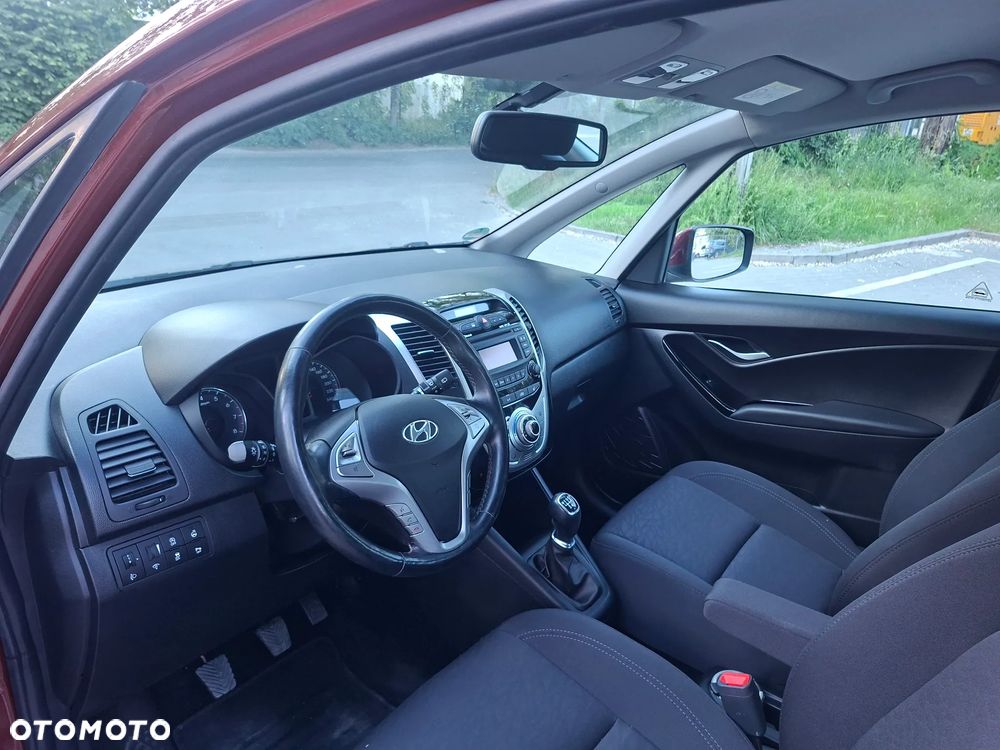 Hyundai ix20 1.4 blue Passion - 12