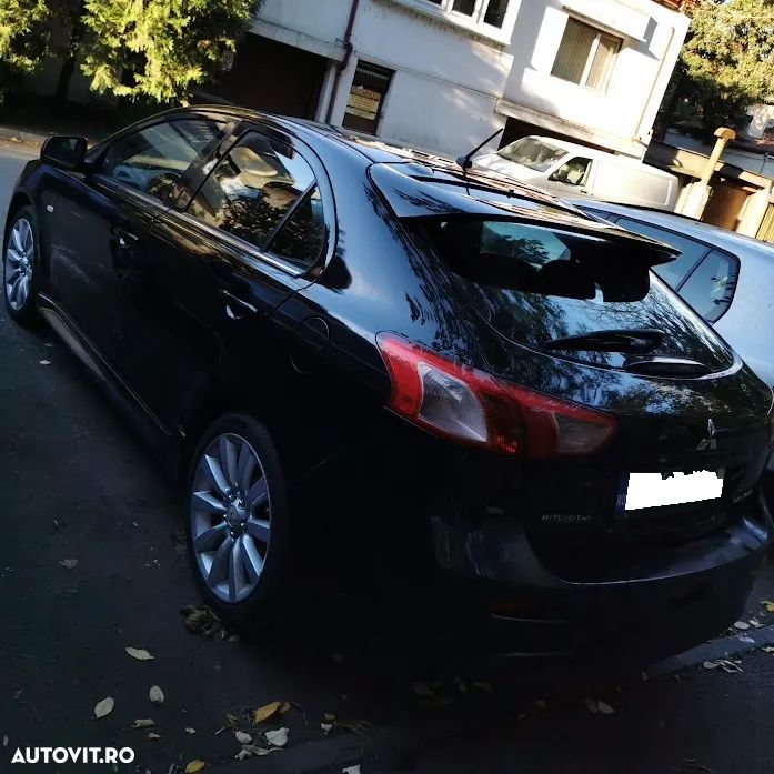 Mitsubishi Lancer Sportback 1.8 DID Intense A06 - 9