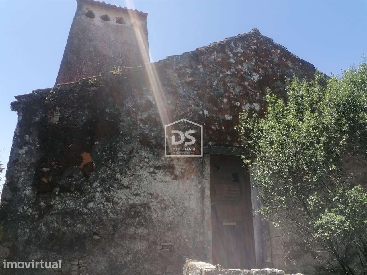 Moradia para Restaurar T3 Venda em Minde,Alcanena - Grande imagem: 2/24