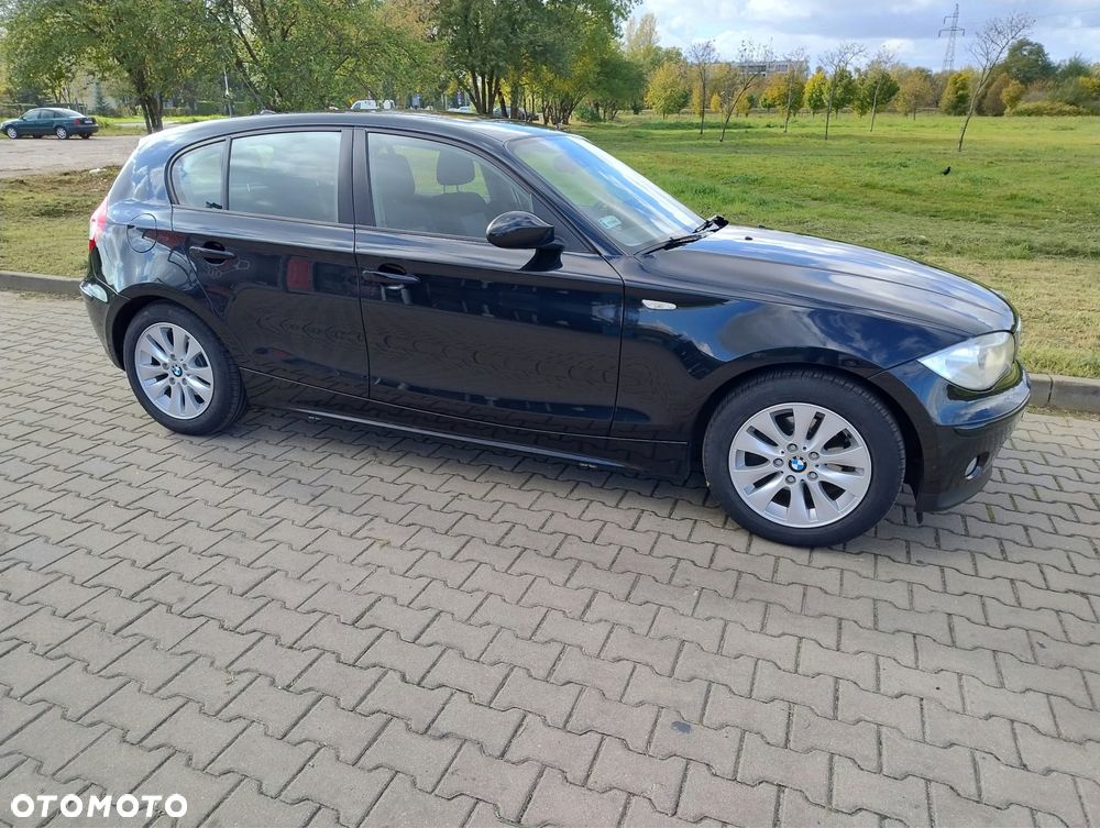 BMW 118 I 2006 photo 4