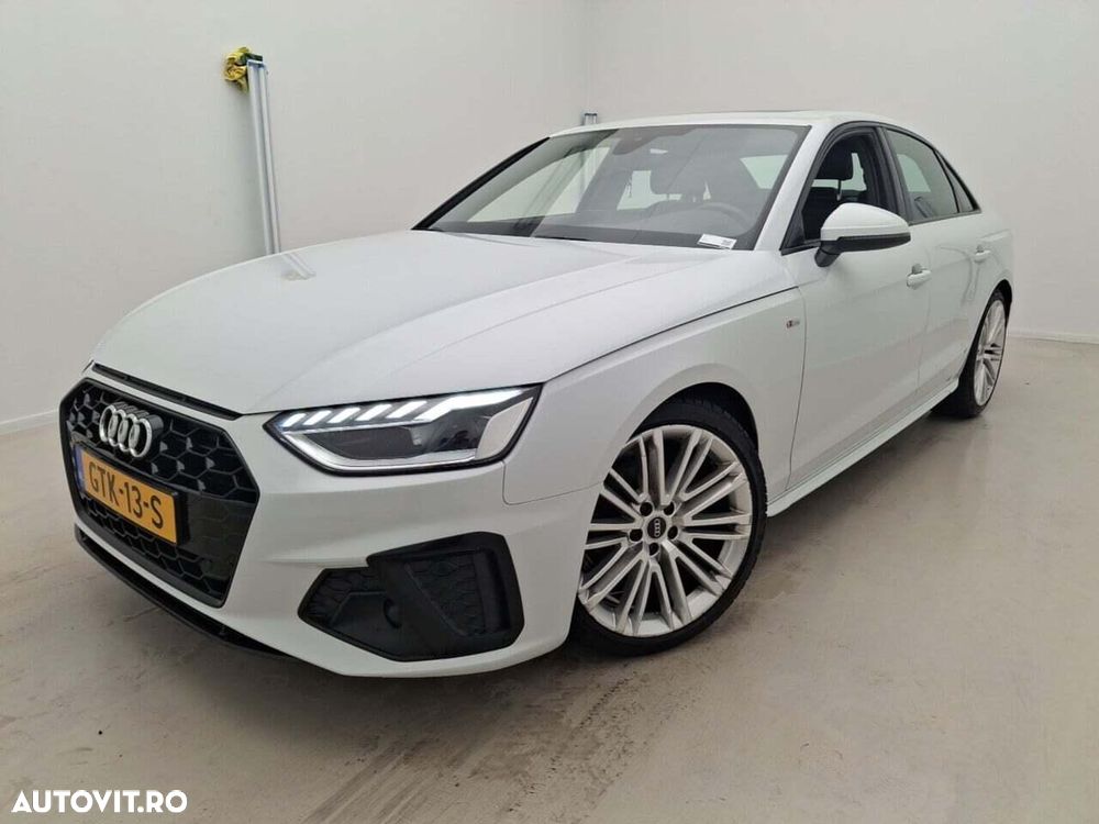 Audi A4 35 TFSI S tronic MHEV S Line - 2