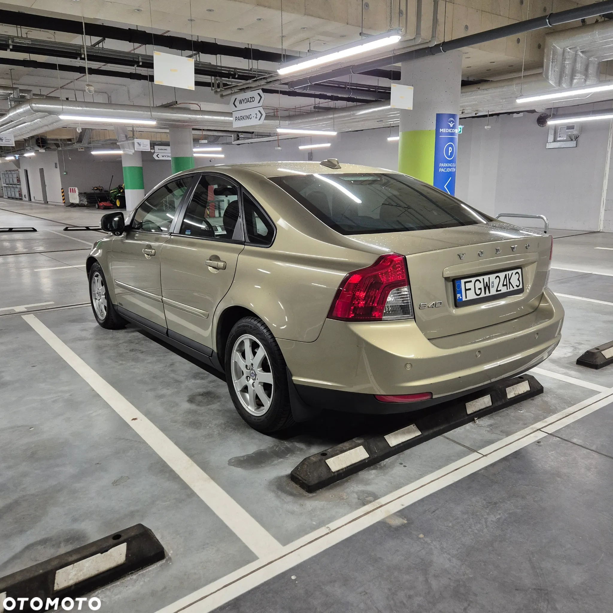 Volvo S40 2.0 Momentum - 5