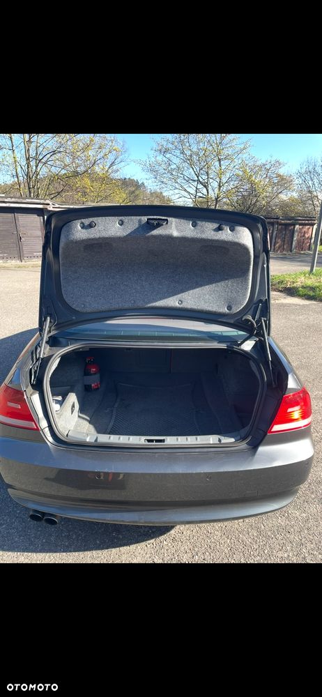 BMW Seria 3 325xi - 9