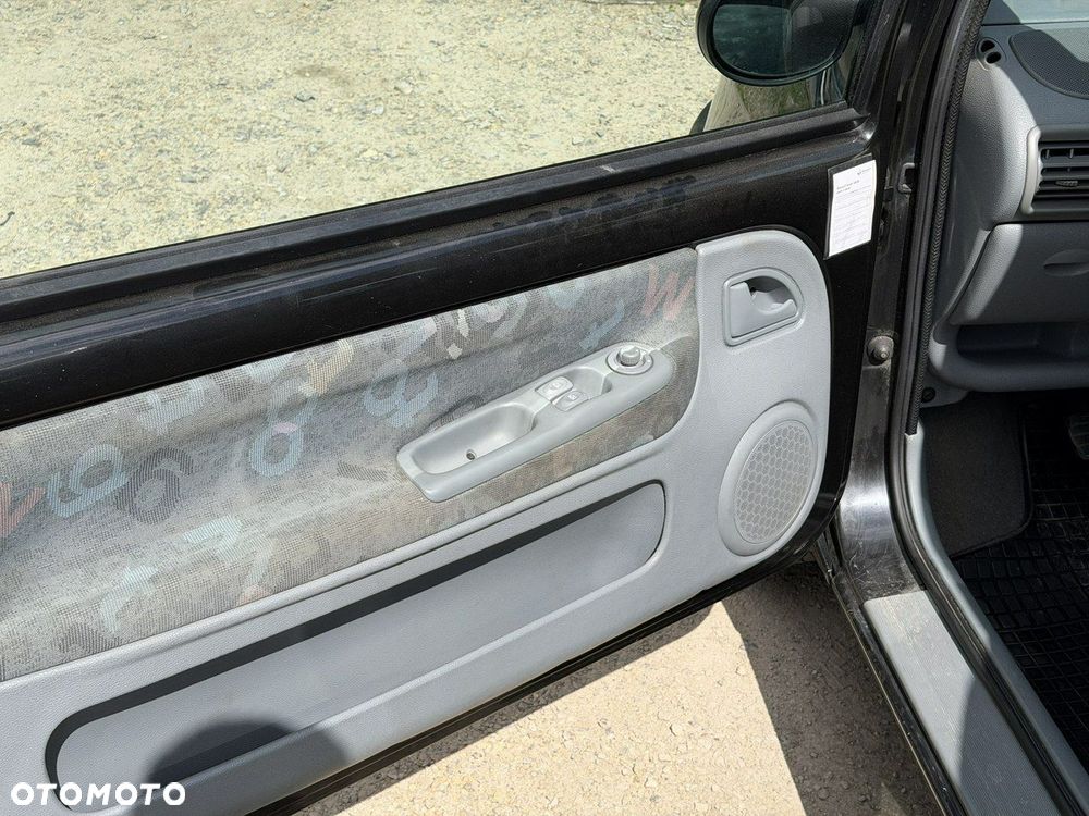 Renault Twingo - 13