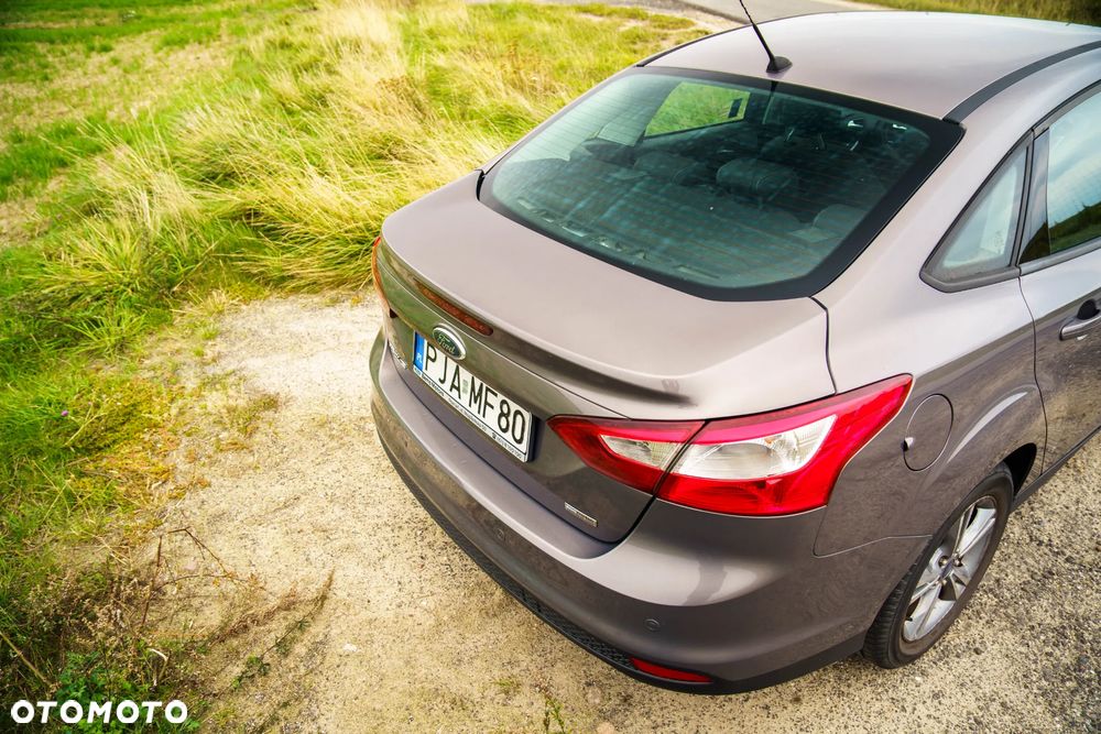 Ford Focus 1.0 EcoBoost Edition - 11