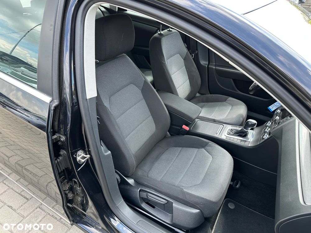 Volkswagen Passat Variant - 22