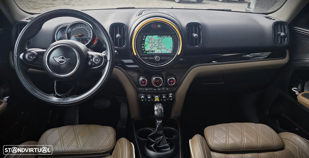 MINI Countryman Cooper SE ALL4 Auto - 12