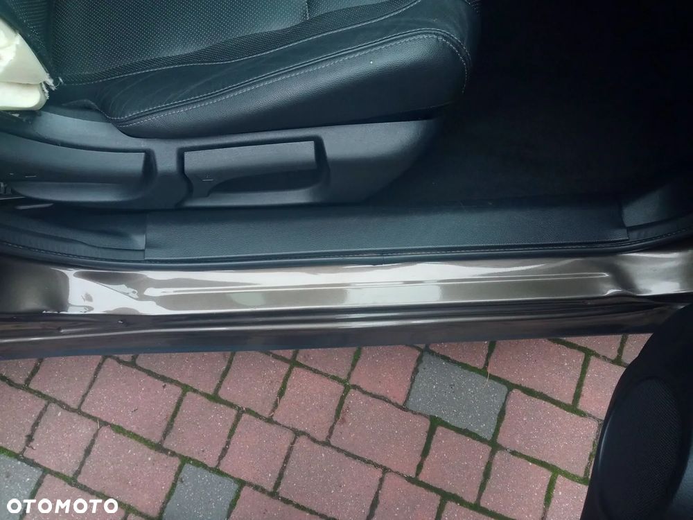 Nissan Qashqai 1.6 DCi N-Connecta Xtronic - 13