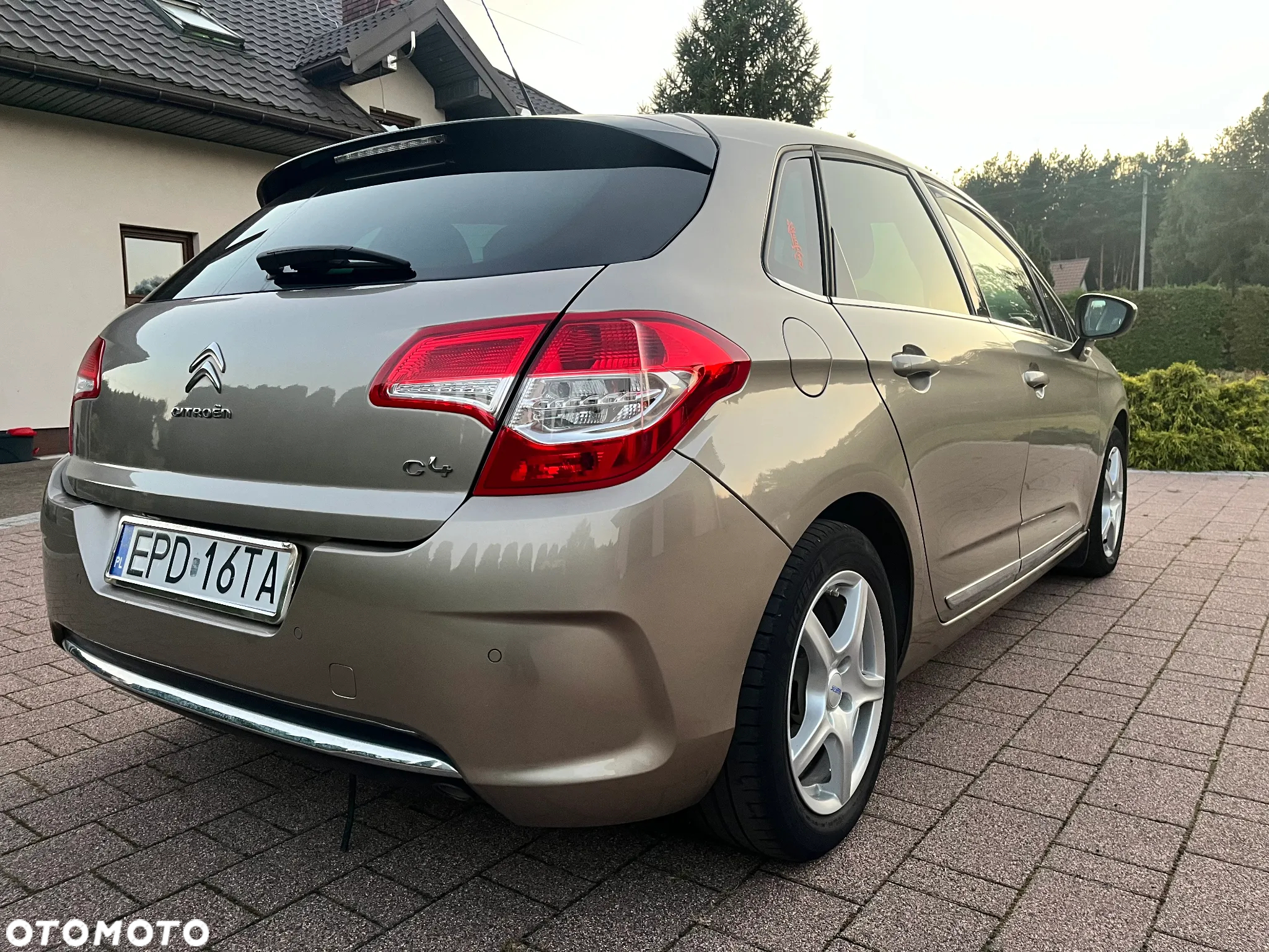 Citroën C4 1.6 VTi Attraction - 8