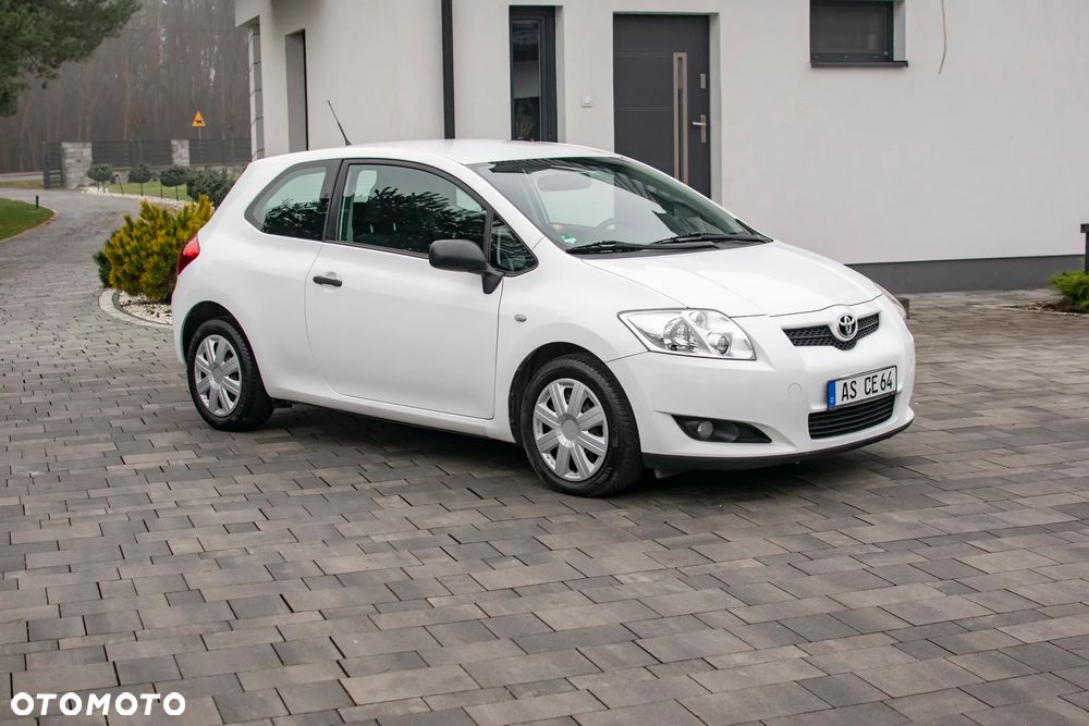 Toyota Auris - 15