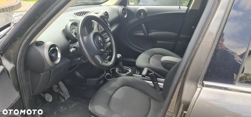 MINI Countryman One D - 4