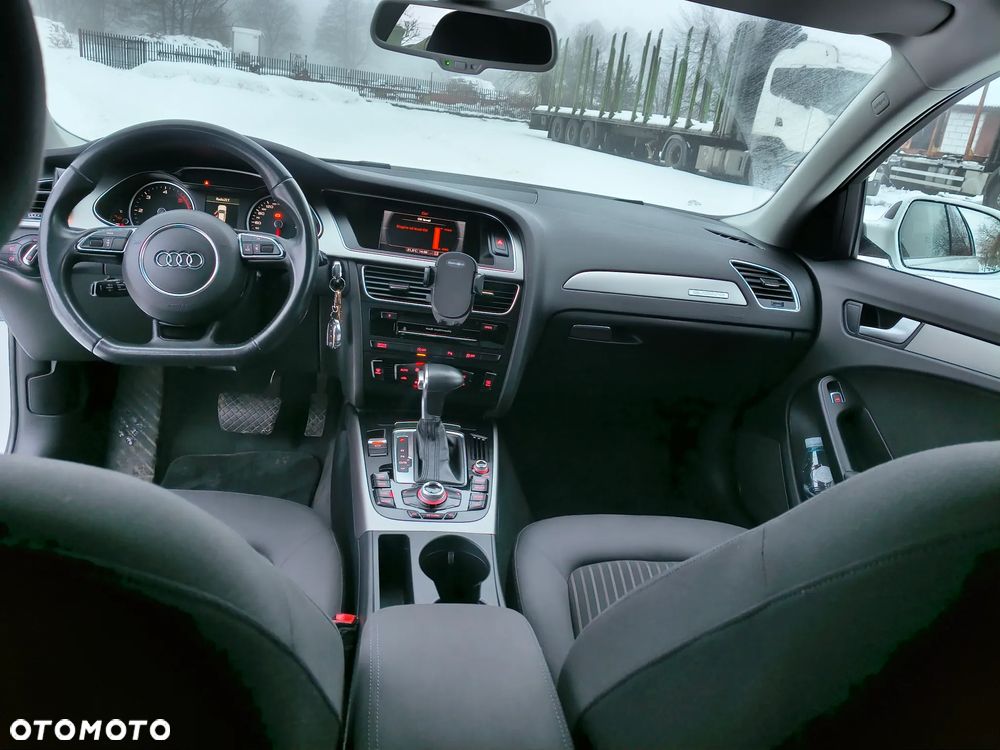 Audi A4 Avant 2.0 TDI DPF quattro S tronic Attraction - 12